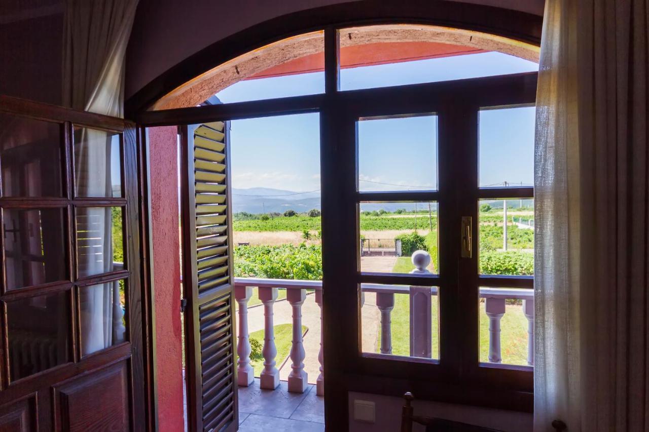 Hotel Rural Lacelo Villadecanes Bagian luar foto