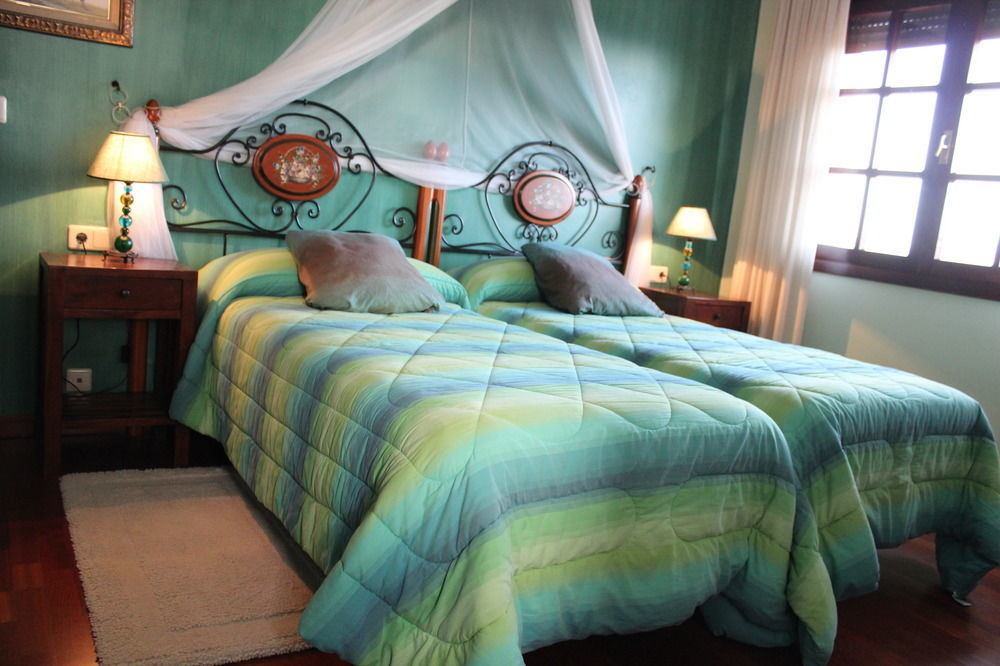 Hotel Rural Lacelo Villadecanes Bagian luar foto